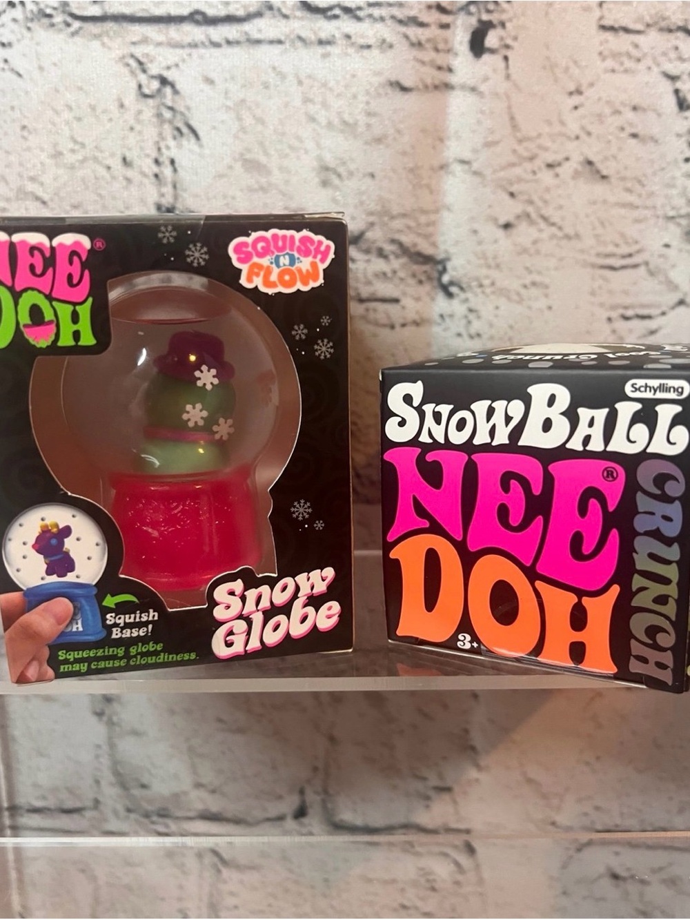 BNIB! RARE SnowGlobe Groovy the Dohman + NeeDoh SnowBall Crunch